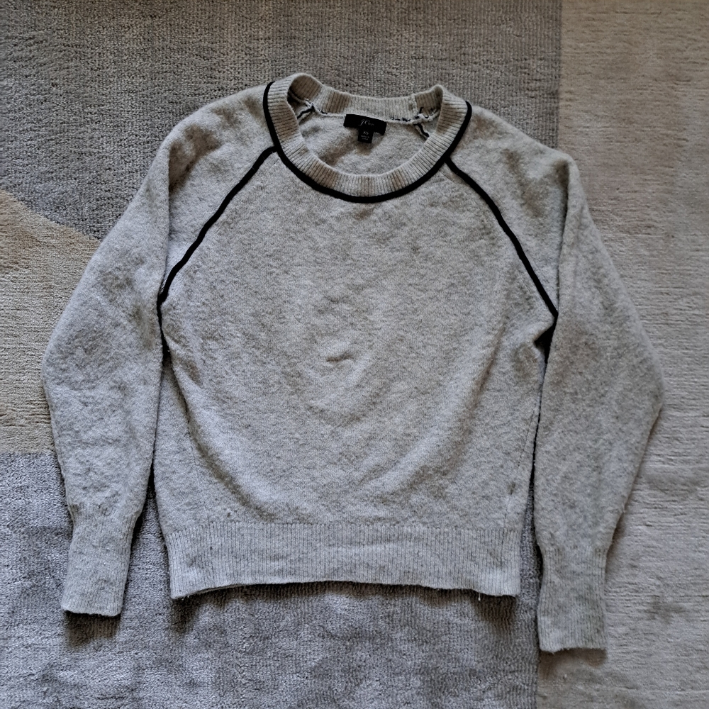 J. Crew Modern Preppy Gray & navy Crewneck Sweater Size XS